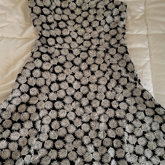 Michael kors A-line printed dress black and white size 2 - Picture 2 of 10